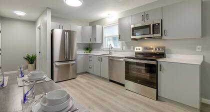 Modern Home, Minutes to Mystic, Casinos and Ocean