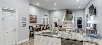 Woodsy + Peaceful! Family-friendly Getaway in Iuka