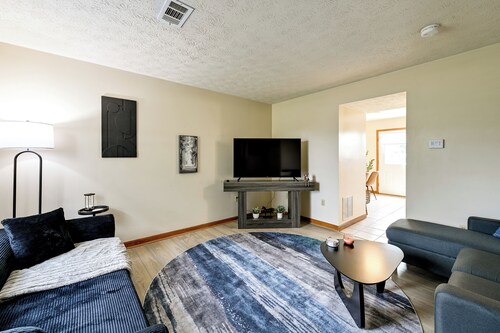 Great for Families! Richmond Townhome w/ Patio