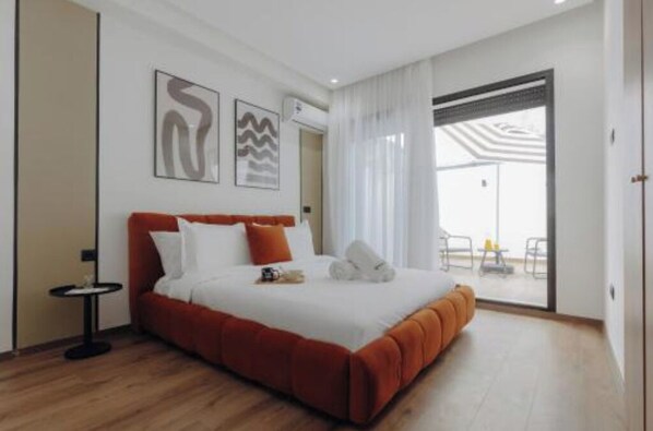Free WiFi - The Shelter (Casablanca)