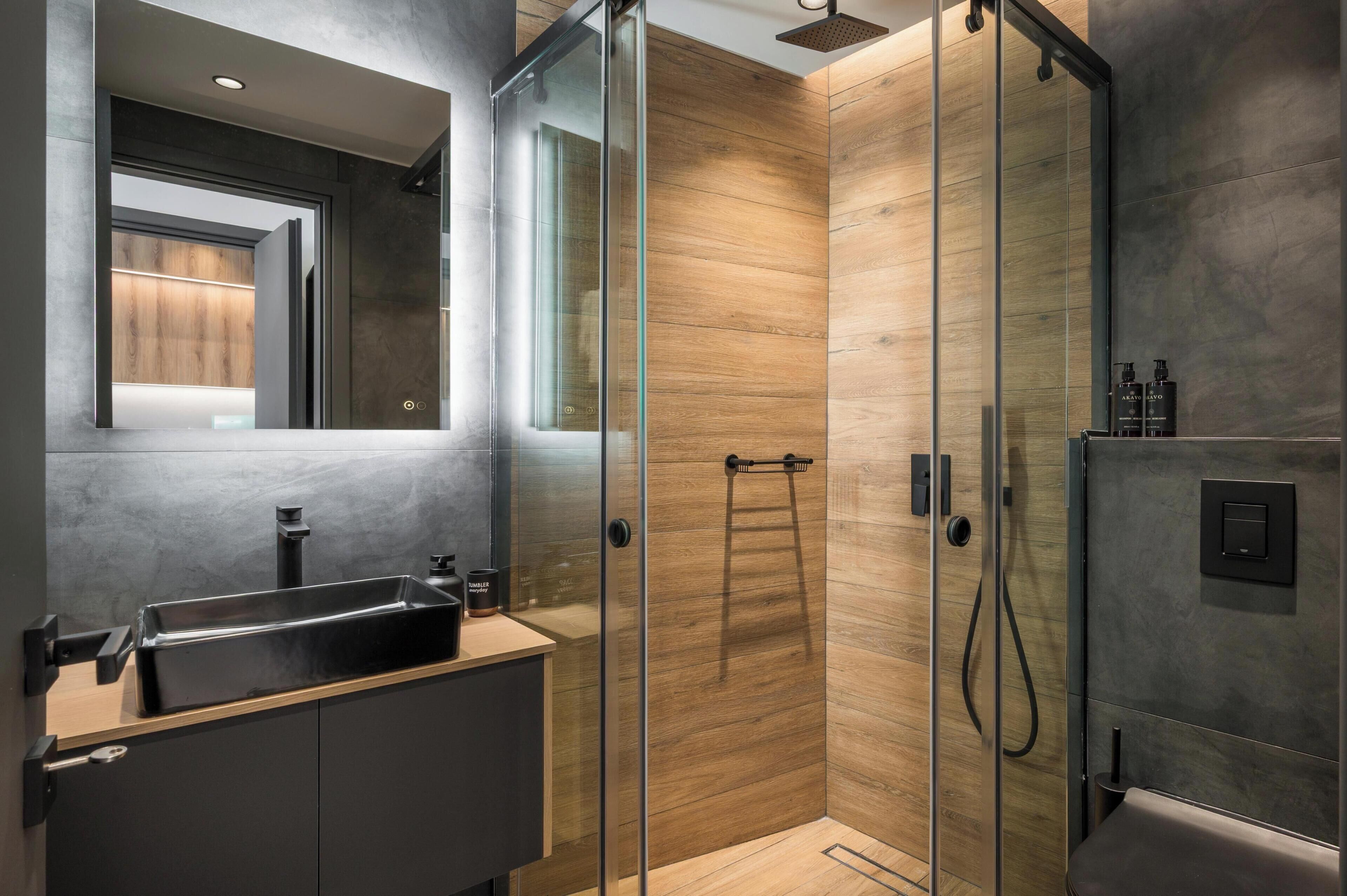 Suite | Bathroom