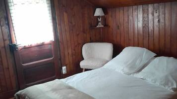 1 chambre, accès Internet, draps fournis