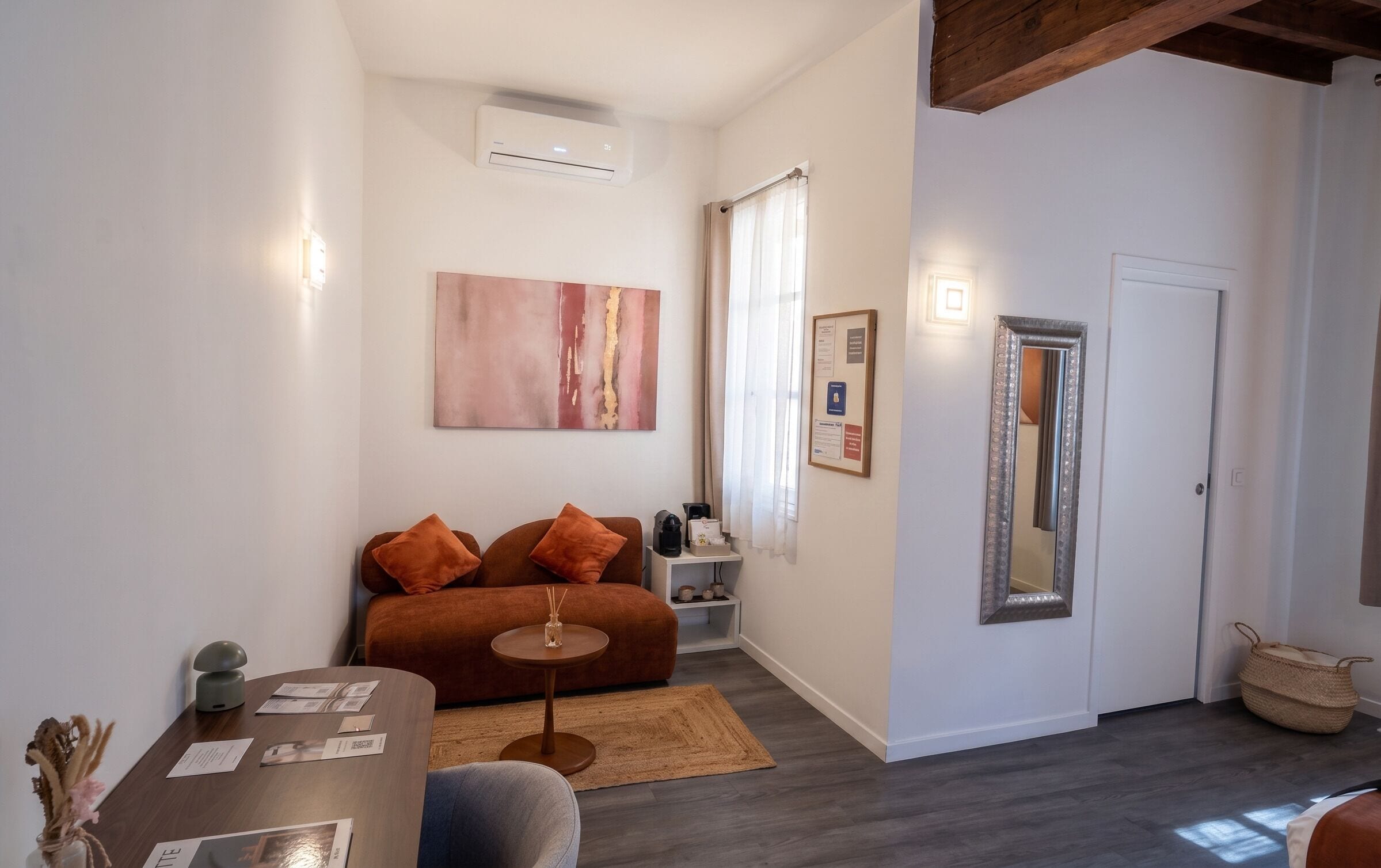 Superior Double Room, Non Smoking, City View | Interior