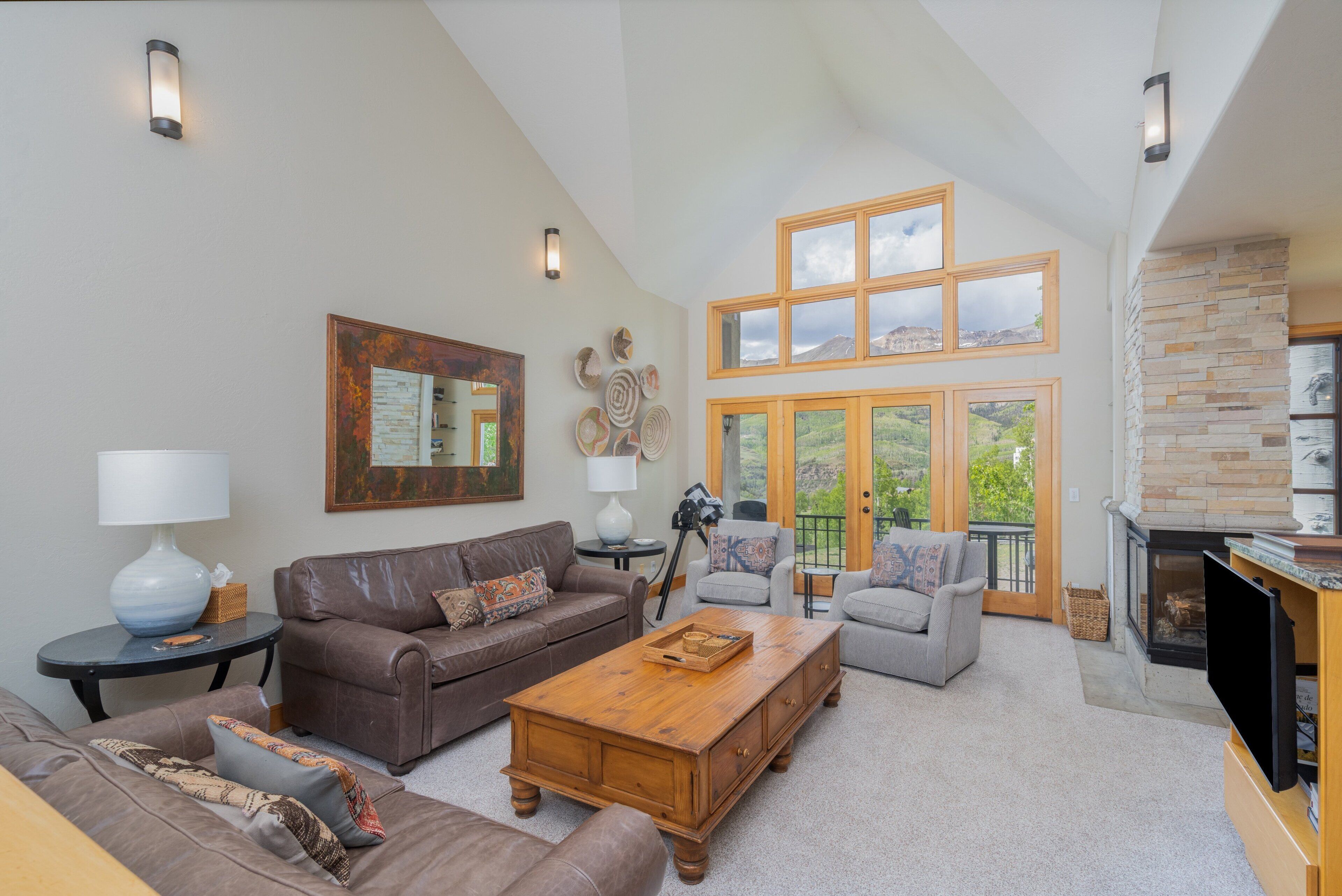 Townhome, 3 Bedrooms | Living area