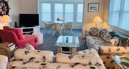 Golden Memories / 91 Genoes Point Rd 2 Bedroom Home