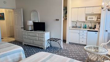 House, 2 Bedrooms | 2 bedrooms, WiFi (free)