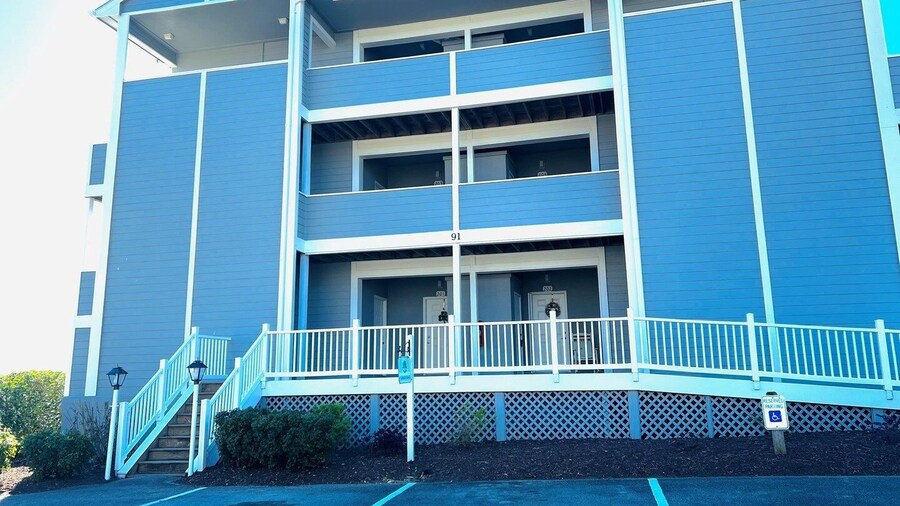 Golden Memories / 91 Genoes Point Rd 2 Bedroom Home