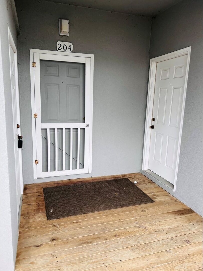 House, 2 Bedrooms | Exterior detail