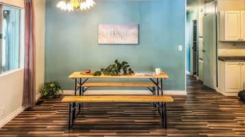 House, Garden View | Dining