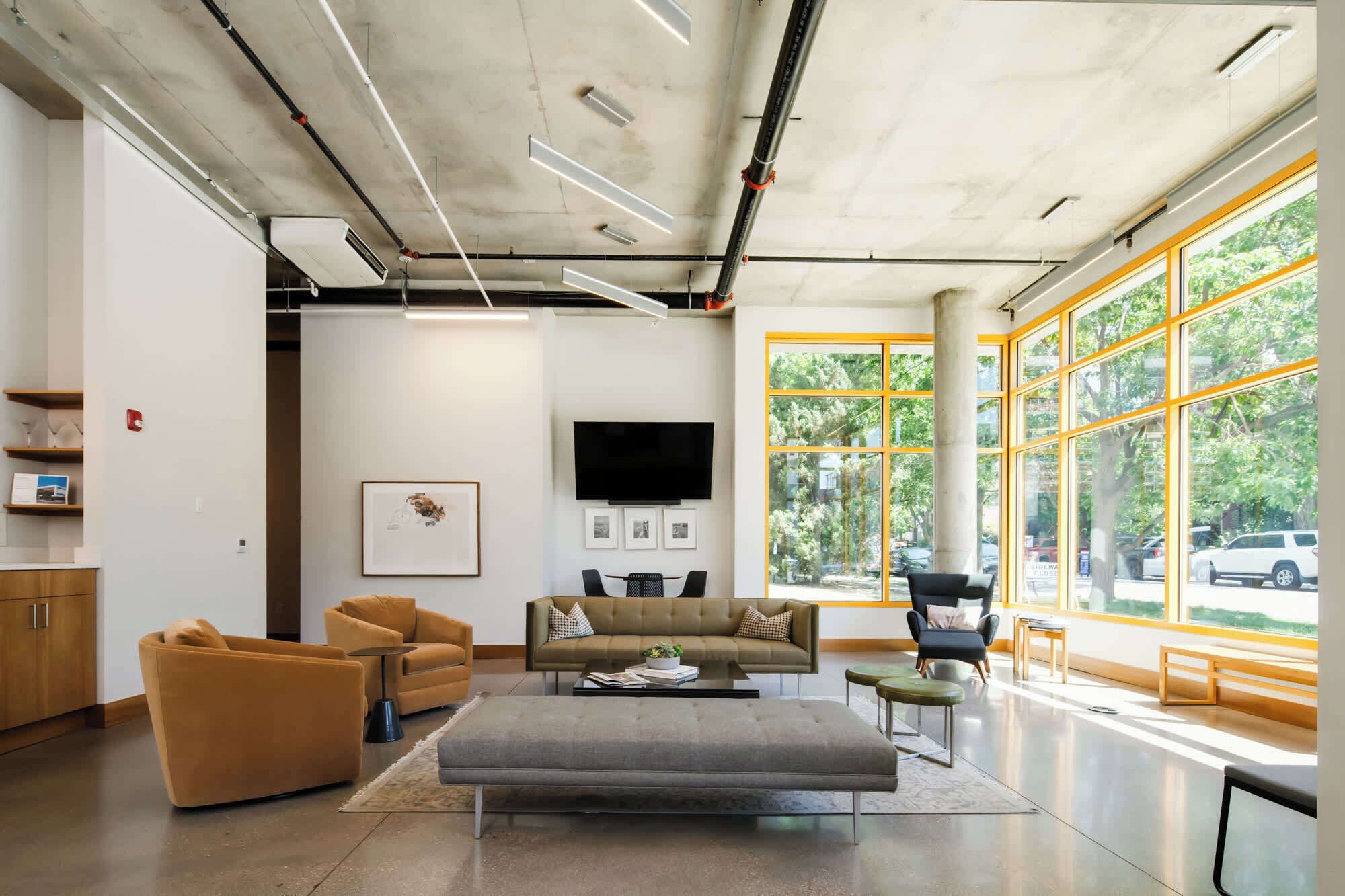 TV, offices