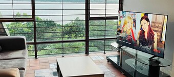 Nice Cozy Apartment With a Great dam View