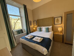 2 Schlafzimmer, Bügeleisen/Bügelbrett, kostenloses WLAN, Bettwäsche