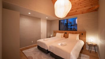 Luxury-Chalet, 4 Schlafzimmer | Hochwertige Bettwaren, Pillowtop-Betten, laptopgeeigneter Arbeitsplatz
