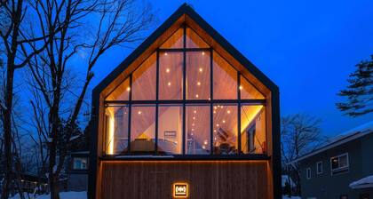 Echowoods. Luxe. Fireplace. Onsen