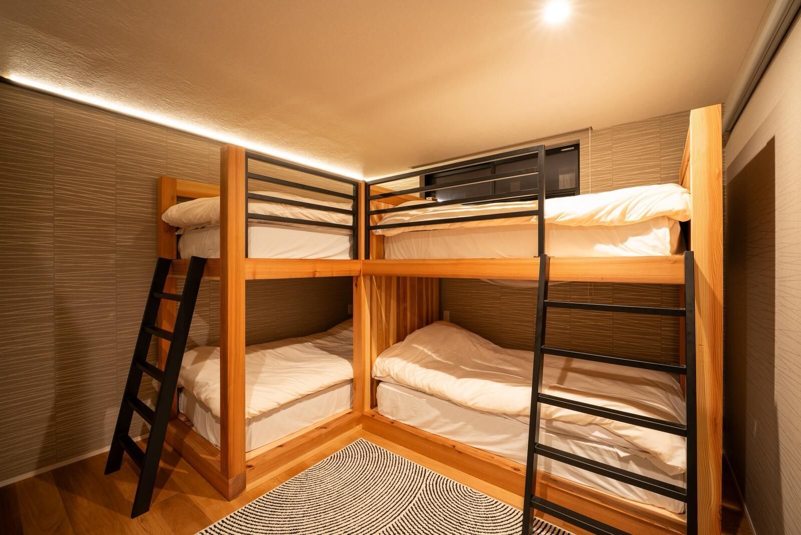 Chalé superluxo, 4 quartos | Roupas de cama premium, camas com colchões pillow-top