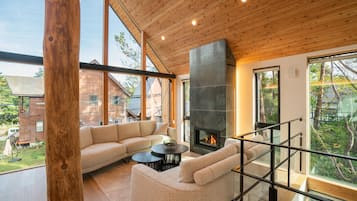 Luxury Chalet, 4 Bedrooms | Interior