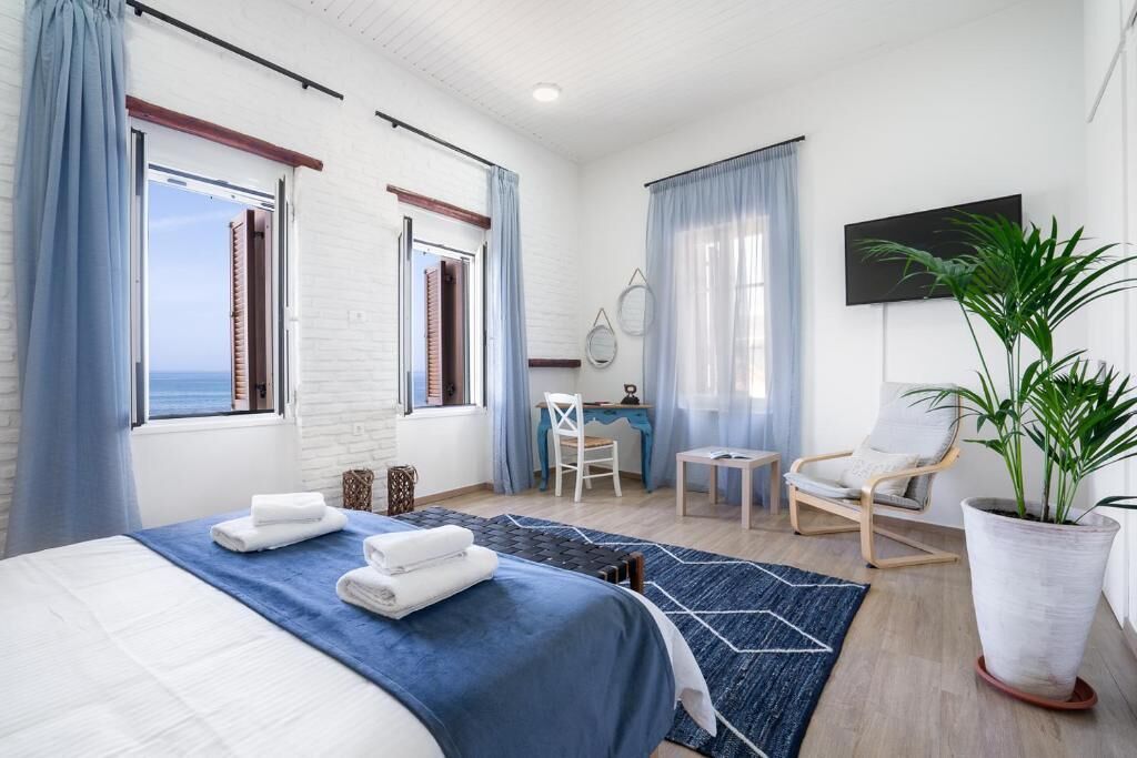 In-room safe, iron/ironing board, free WiFi