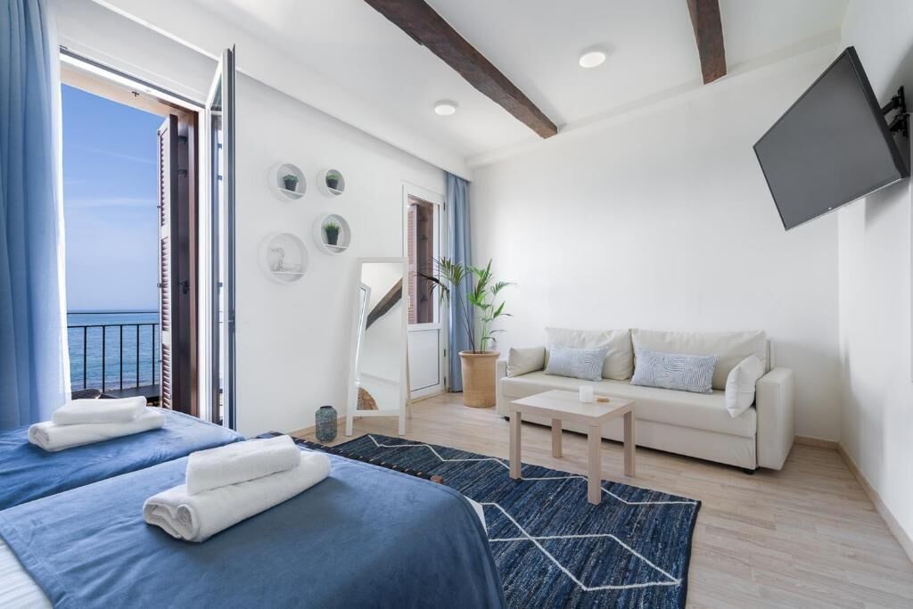 In-room safe, iron/ironing board, free WiFi