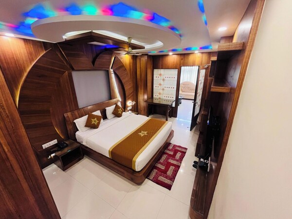 Hotel Star Five Inn - Muzaffarpur