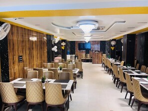 用餐