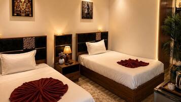 In-room safe, free WiFi