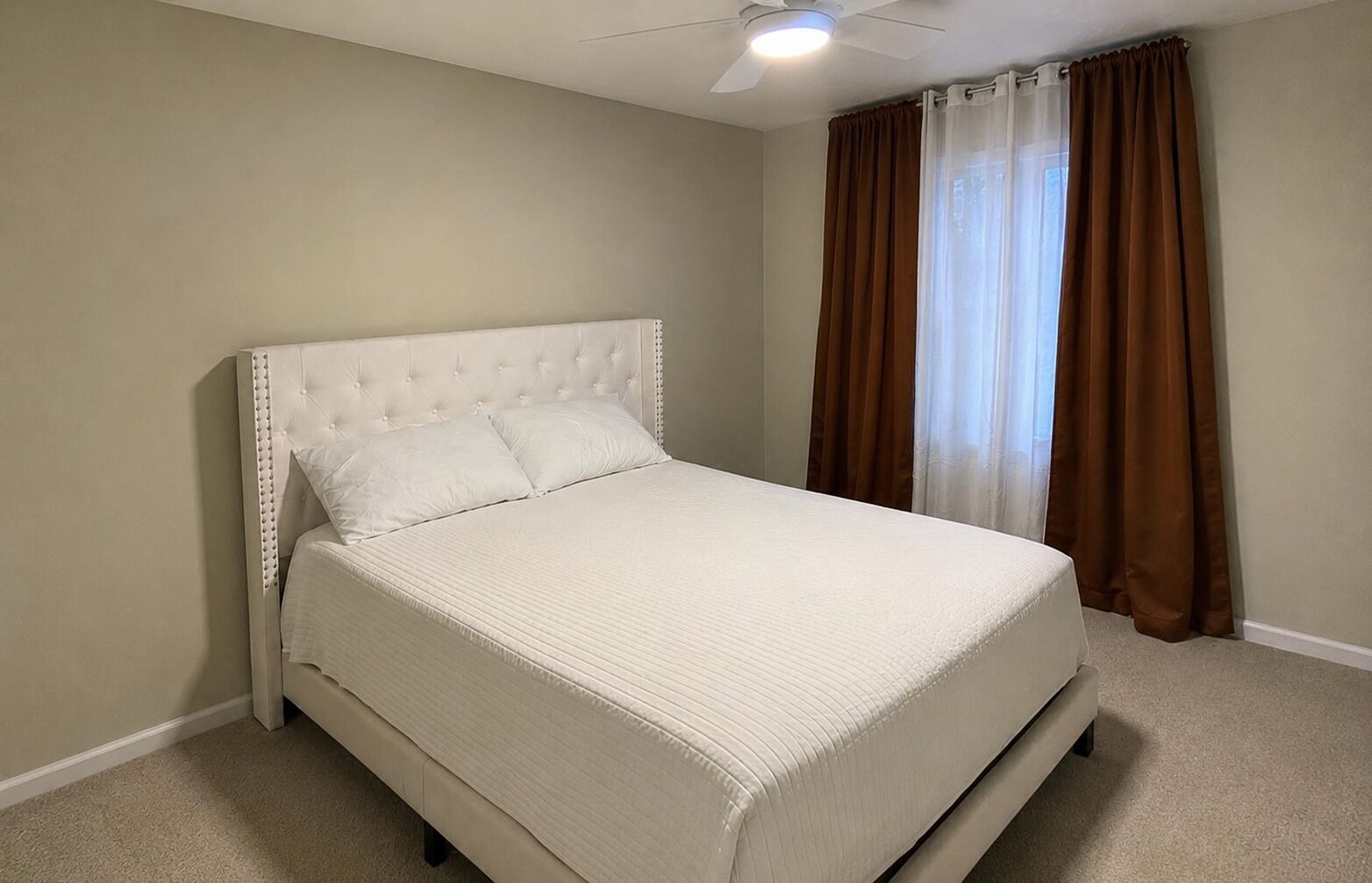2 chambres, fer et planche à repasser, Wi-Fi, literie fournie
