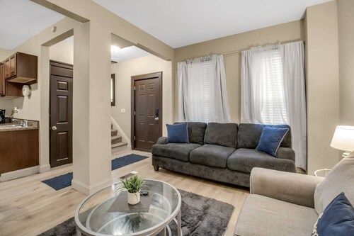 Niagara Falls Retreat