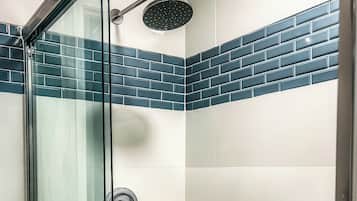 House, Patio, Mountain View | Bathroom