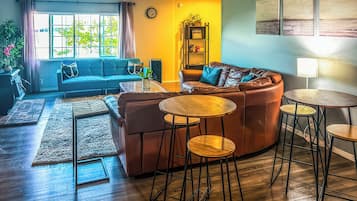 House, Patio, Mountain View | Living area