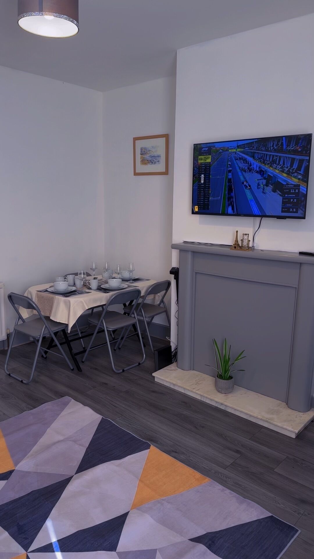 Apartamento, 2 habitaciones | Comedor