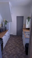 Apartment, 2 Bedrooms | Private kitchen