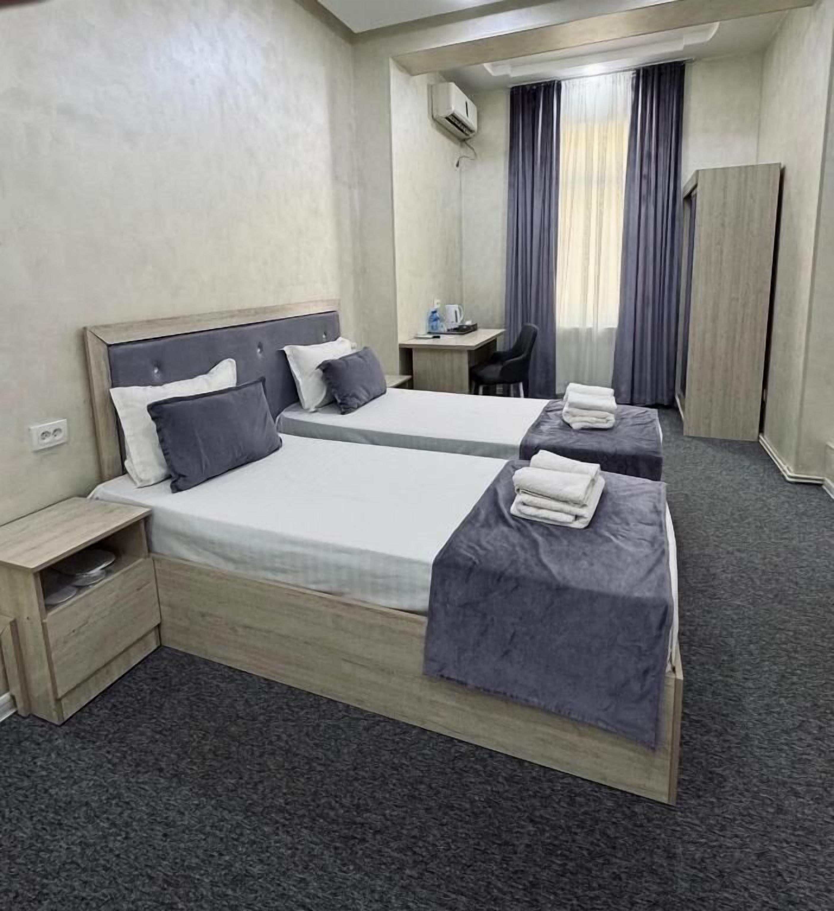 Double or Twin Room, City View | Soundproofing, free WiFi