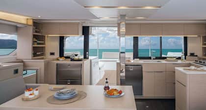 Floating Villa: Yacht Vacation with Captain & Chef - 8 guests