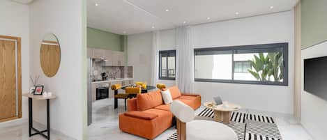 Apartment, City View | Living area