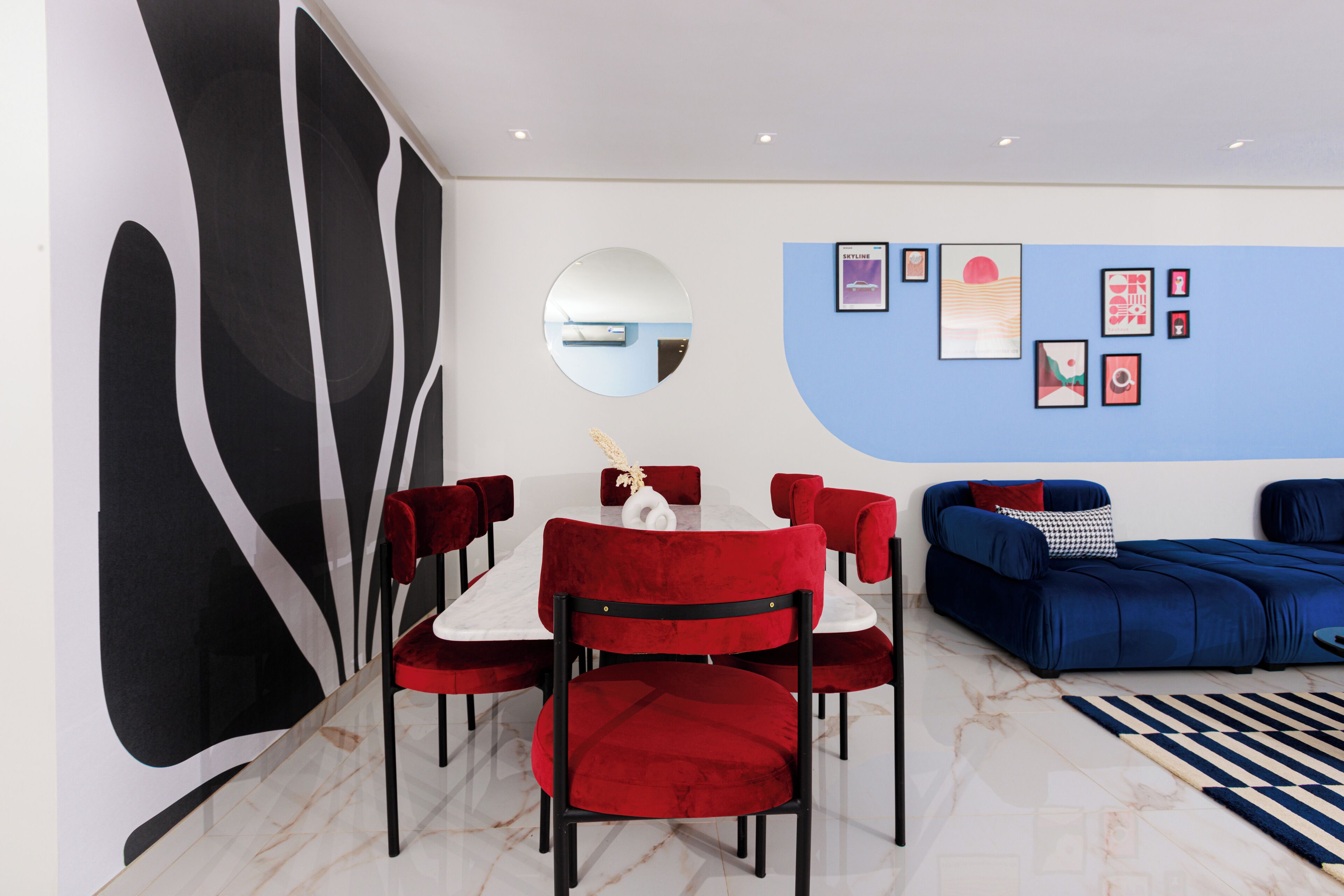 Appartement, balcon, vue ville | Coin séjour | TV connectée de 121 cm avec chaînes numériques, films à la carte