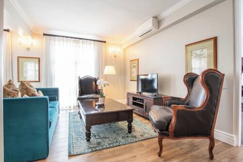 Apartment, 3 Bedrooms, Accessible, Smoking | Living room
