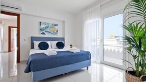 Superior-Villa, Terrasse | Zimmersafe, kostenloses WLAN, Bettwäsche
