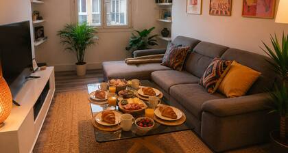 HAUDA, bright and spacious apt. close to beaches and subway