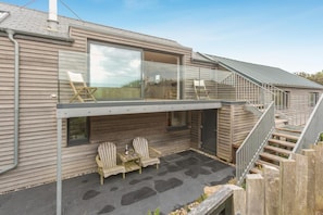 Exterior - 2 Bed in Tregurrian, Watergate Bay (oc-m42749) (Tregurrian)