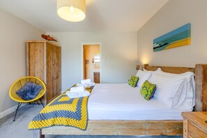 Bügeleisen/Bügelbrett, Reisekinderbett, kostenloses WLAN, Bettwäsche