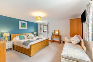 Room - 5 Bed in Hayle (oc-r42756) (Saint Erth Praze)