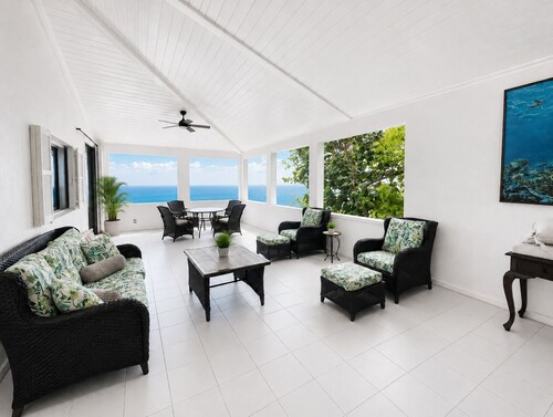 Charming, Hillside Villa with Ocean & Beach Views