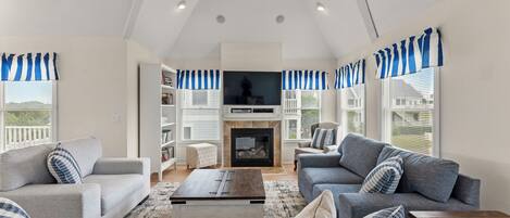 Smart TV, fireplace, DVD player