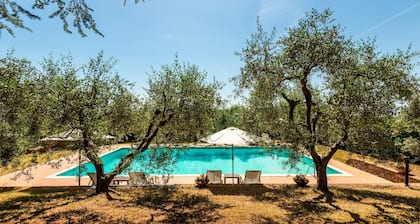 Holiday Home in Villa I Cedri with Pool in Park, 10 Minutes from Siena