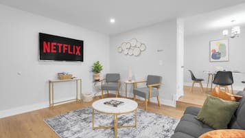 Smart TV, books