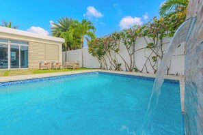 Outdoor pool - Lovely 3-bedroom house with AC in Santiago de los Caballeros (Santiago de los Caballeros)