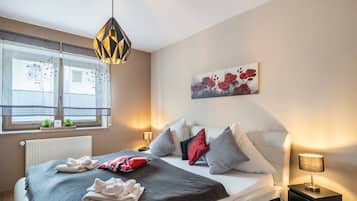 WiFi, bed sheets