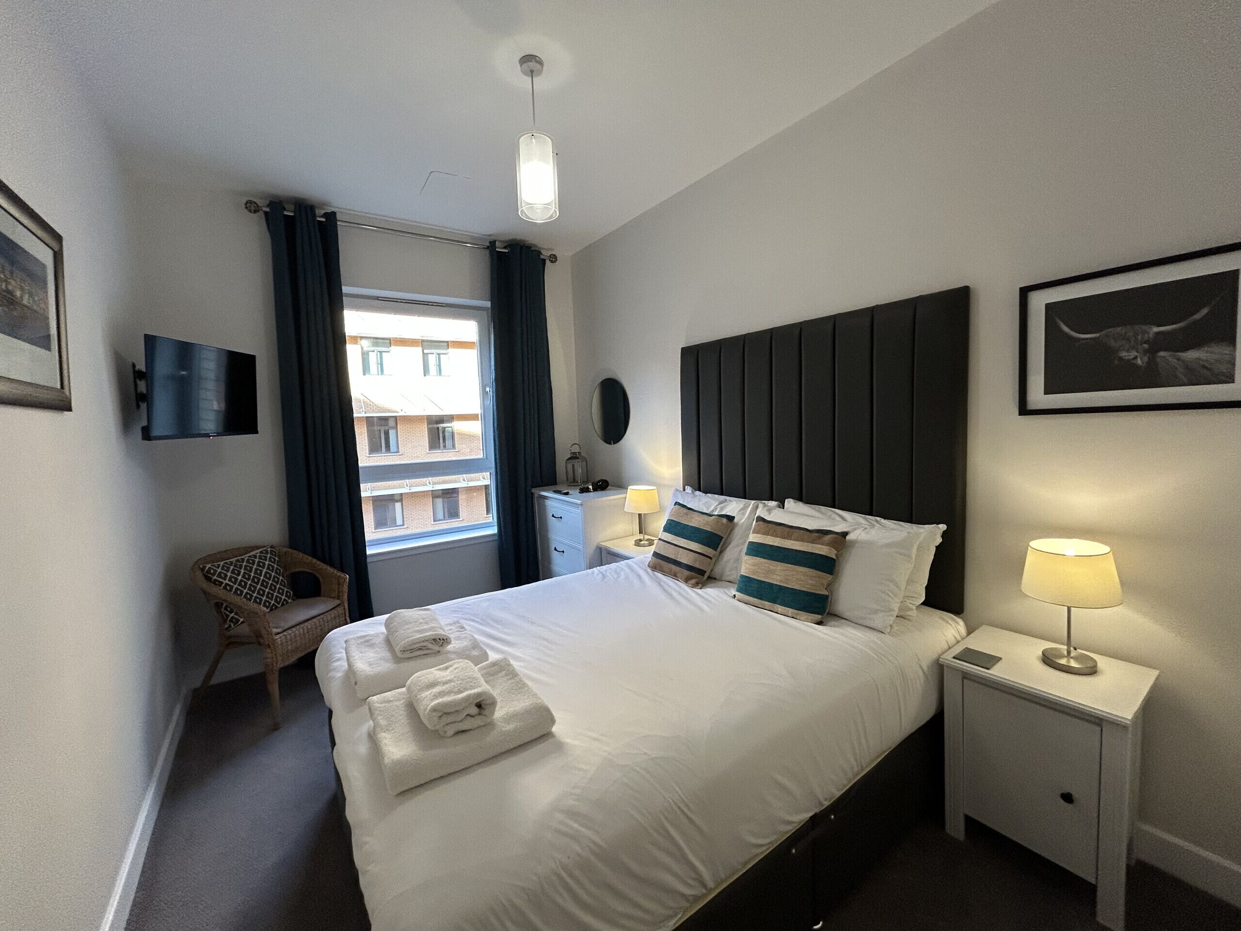 Iron/ironing board, free WiFi, bed sheets