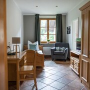 Der Tegernseer Hof