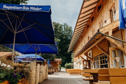 Der Tegernseer Hof